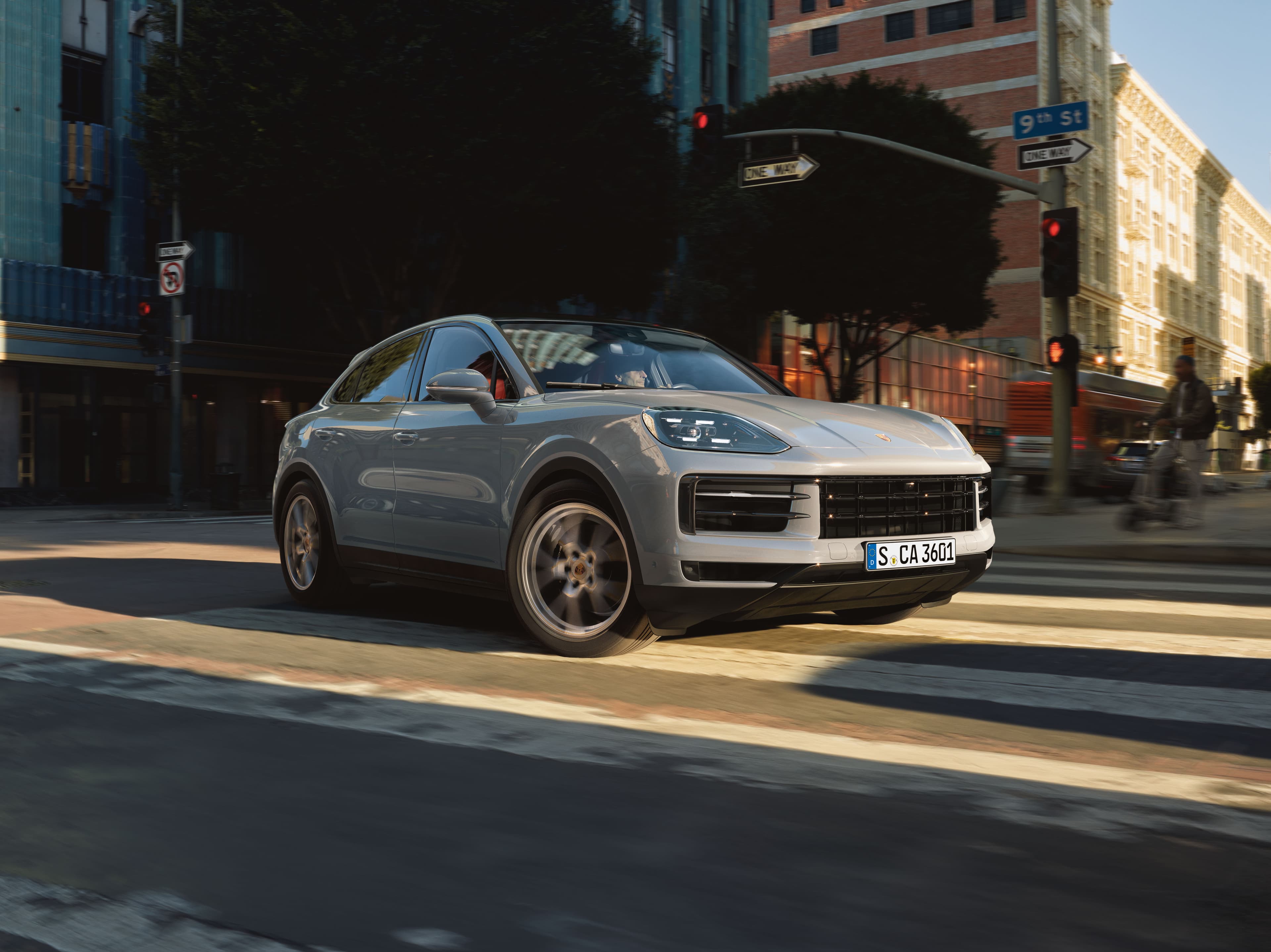 Für alle, die Design fahren möchten.  \n Der Cayenne Coupé für EUR 929,- / Monat.