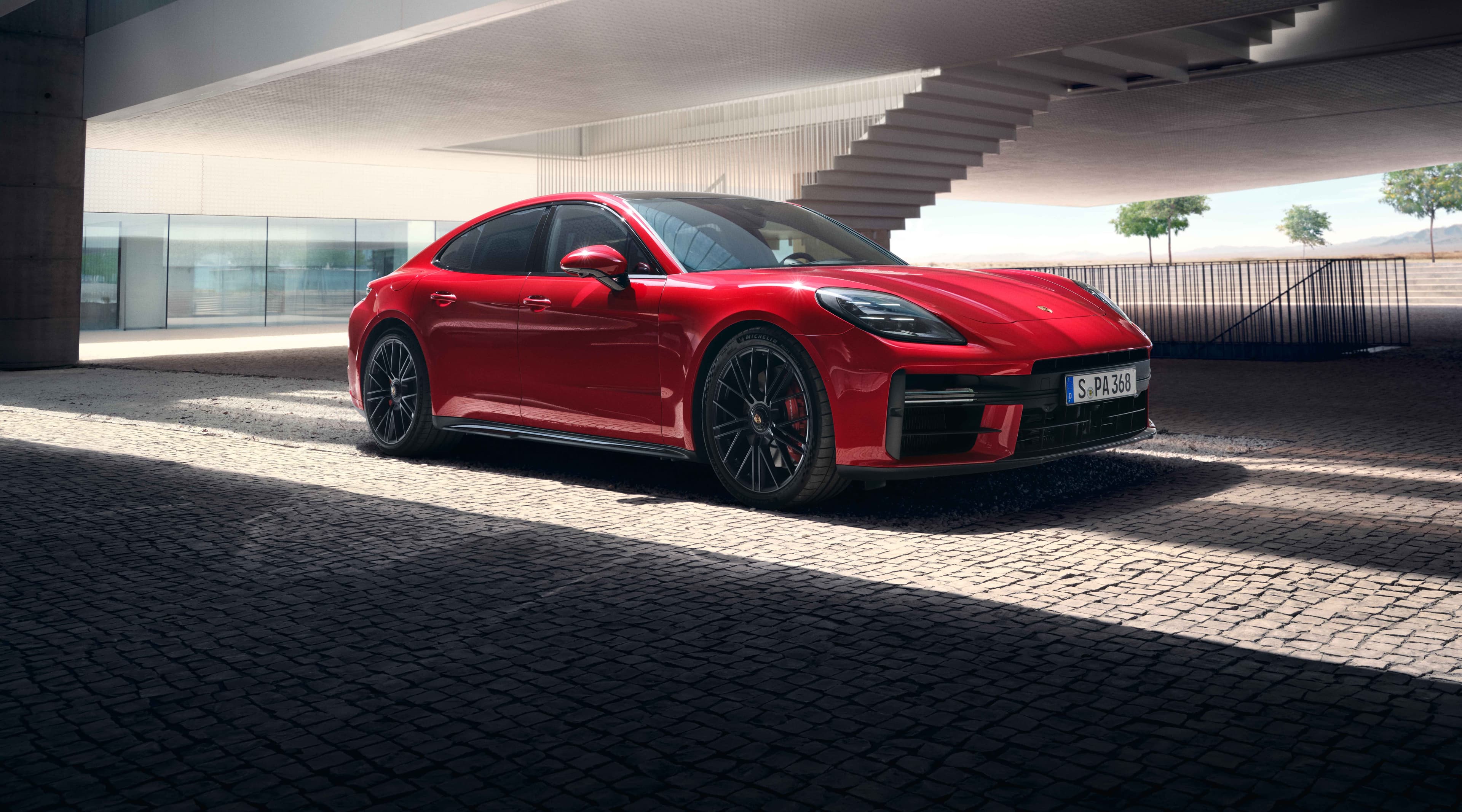 Performance mit GTS Note: \n Panamera GTS für EUR 1.799,- / Monat.