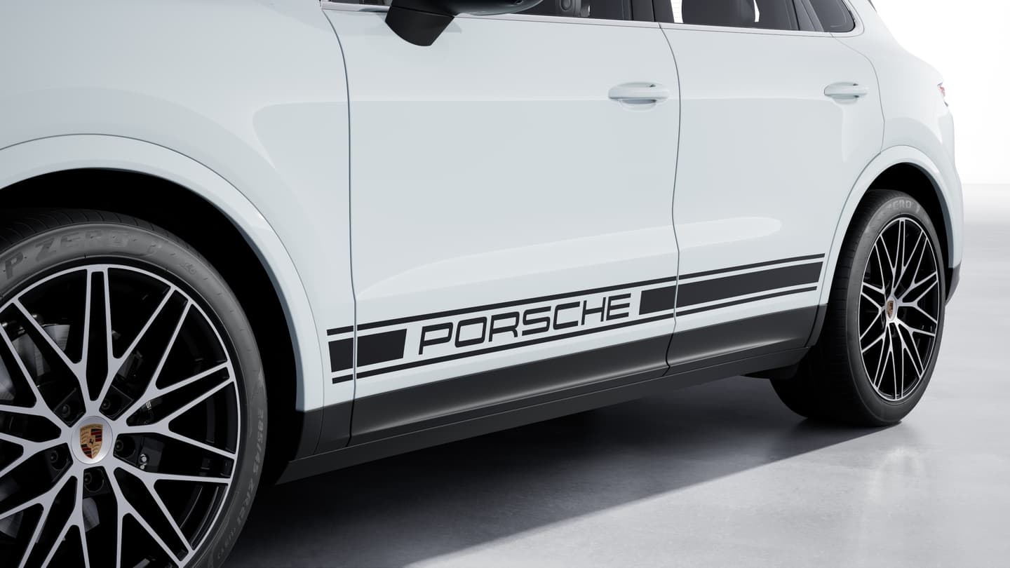 Seitlicher Dekorschriftzug "PORSCHE" farbig