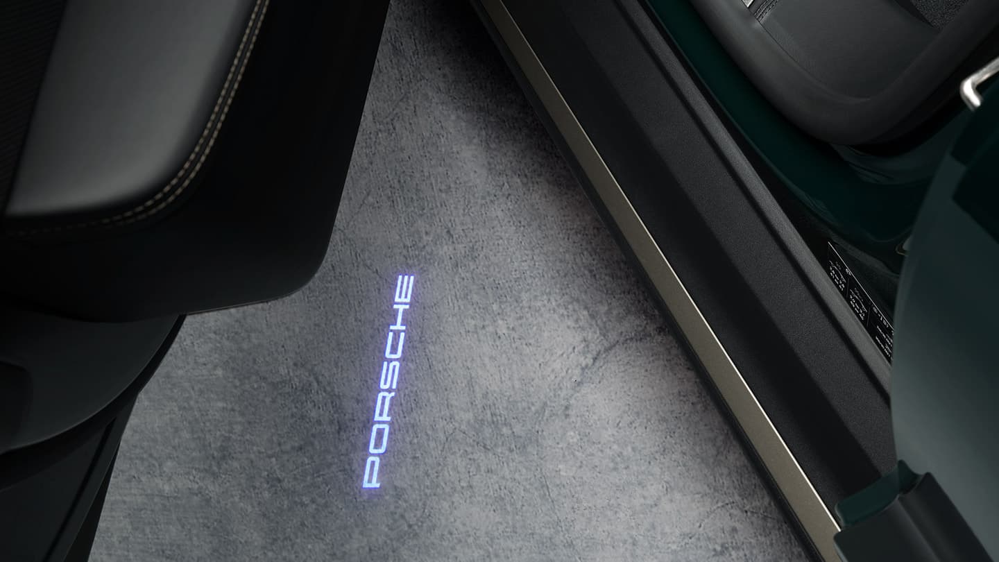 LED-Türprojektoren „PORSCHE“ Schriftzug